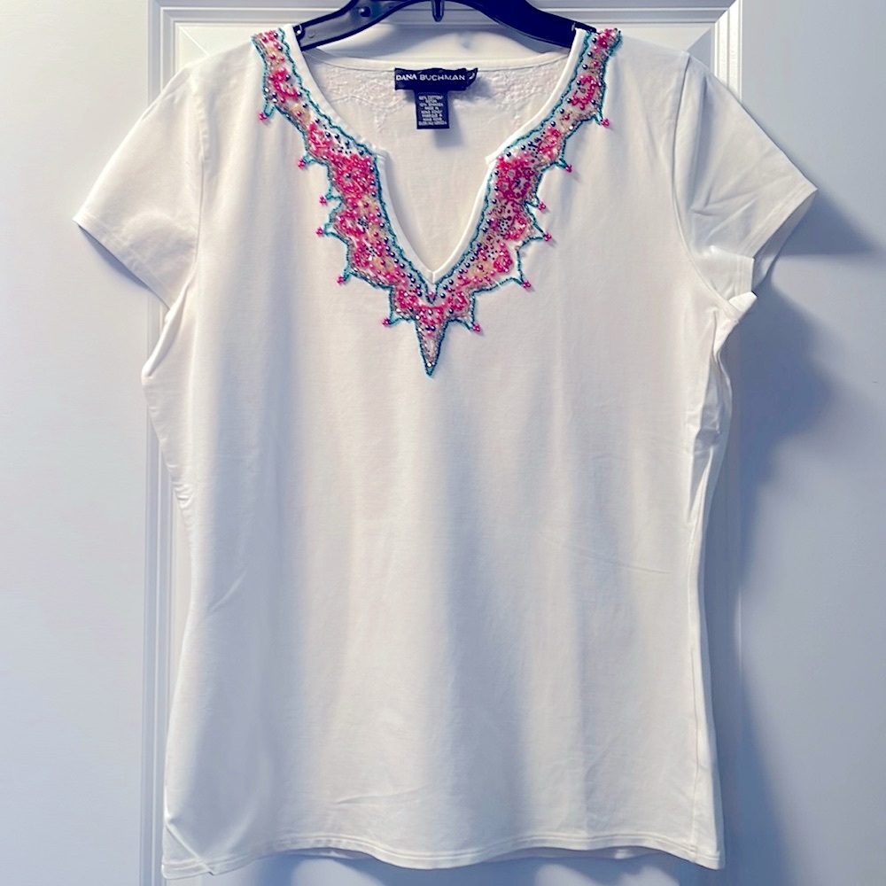 Beautiful Dana Buchman beaded neckline top
